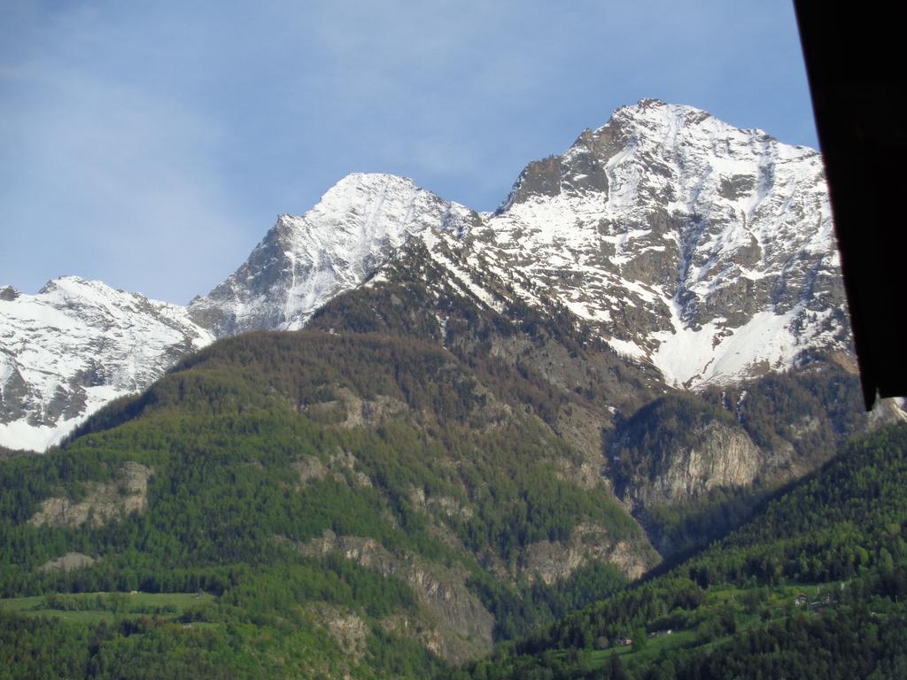 Alloggio Azzurro Cir Alloggio Turistico Vda Aosta 0099 Exterior photo